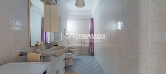 Квартира с 2 спальнями в Бари, Италия № 354153 5