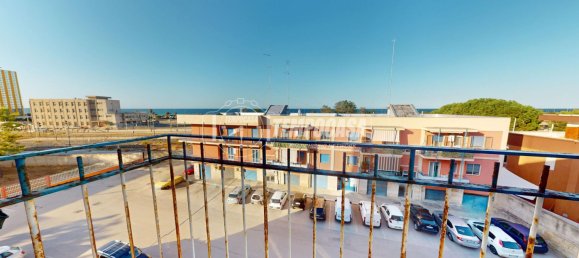 Квартира с 2 спальнями в Бари, Италия № 354153 18