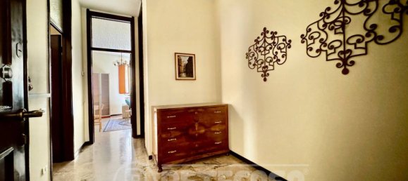 Apartamento T2 em Crema, Italy N.º 351925 2