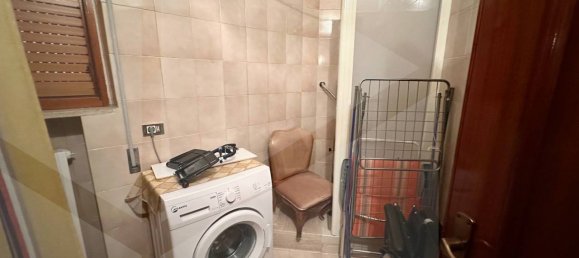 4 rooms Apartment in Capurso, Italy No. 17495 9