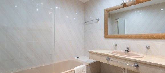 2 bedrooms Apartment in Estepona, Spain No. 166431 25