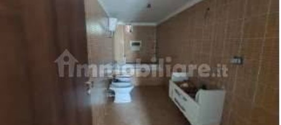 3-salle Appartement à Naples, Italy No. 370491 9