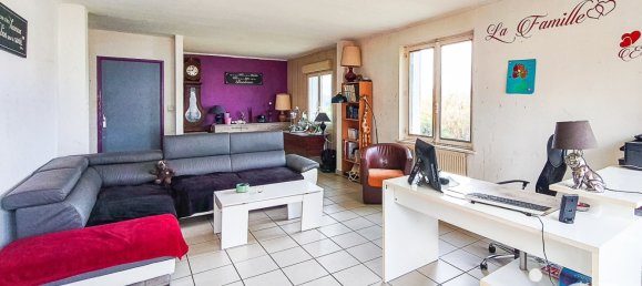 Casa de 3 dormitorios en Bruyeres, France No. 57447 6