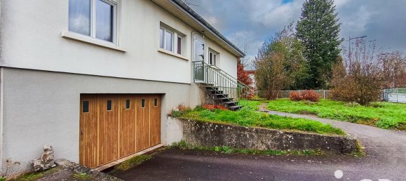 Casa de 3 dormitorios en Bruyeres, France No. 57447 2