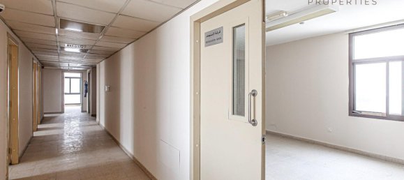 9280.9m² Office in Dubai, UAE No. 54123 3