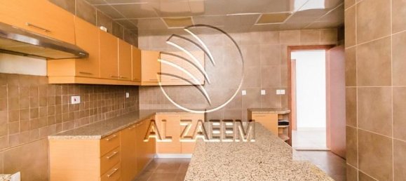 Villa de 5 dormitorios en Abu Dhabi, UAE No. 29910 3