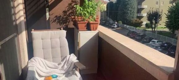 3-salle Appartement à Gaggiano, Italy No. 8174 10