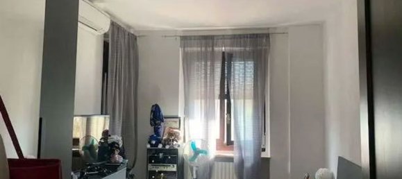 3-salle Appartement à Gaggiano, Italy No. 8174 25