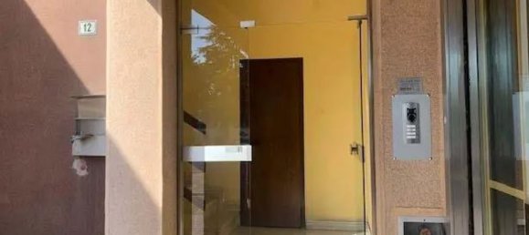 3-salle Appartement à Gaggiano, Italy No. 8174 2