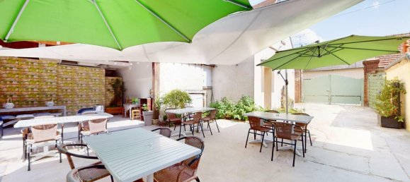 323m² Commercial property in Treon, France No. 72069 6