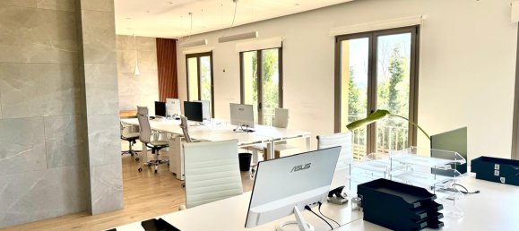 3 bedrooms Office in Marbella, Spain No. 186895 5