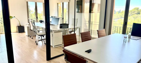 3 bedrooms Office in Marbella, Spain No. 186895 4