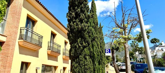 3 bedrooms Office in Marbella, Spain No. 186895 2