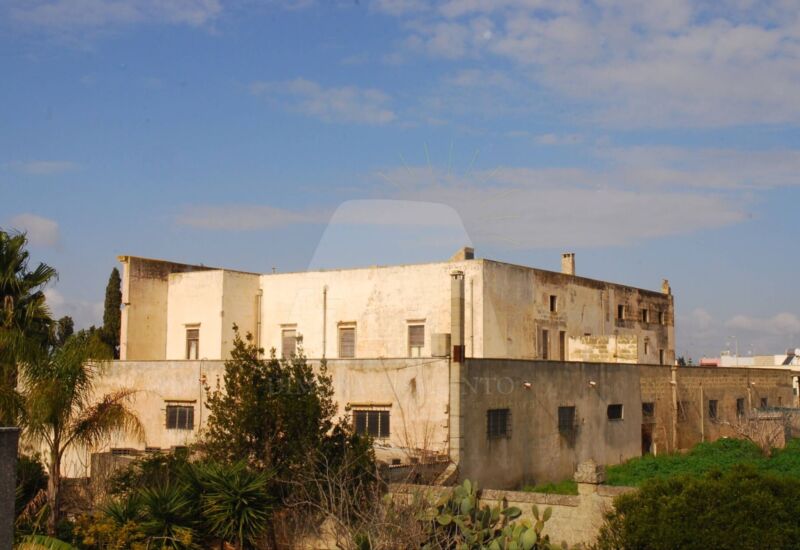 30 Schlafzimmer Gebäude in Presicce Acquarica, Italy, Nr. 169411