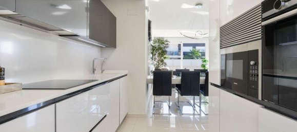 4 bedrooms Villa in Torrevieja, Spain No. 183504 10