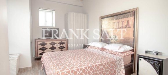 3 bedrooms House in Siggiewi, Malta No. 8872 16