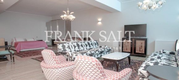 3 bedrooms House in Siggiewi, Malta No. 8872 17