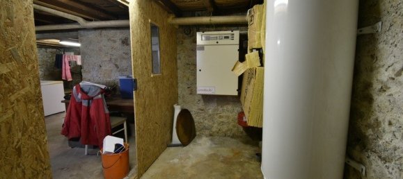 Edificio de 4 dormitorios en Rostrenen, France No. 190067 35