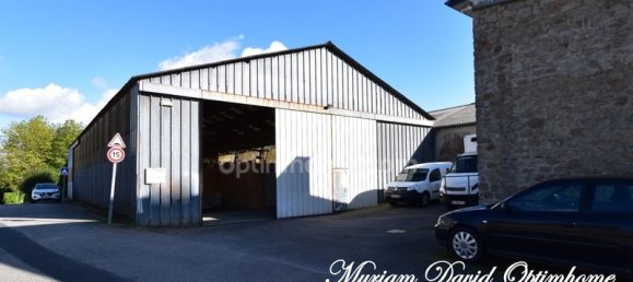 Edificio de 4 dormitorios en Rostrenen, France No. 190067 3