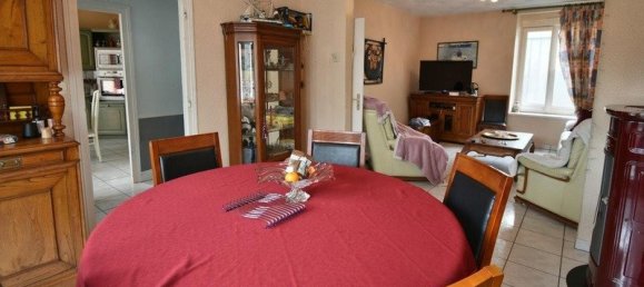 Edificio de 4 dormitorios en Rostrenen, France No. 190067 26