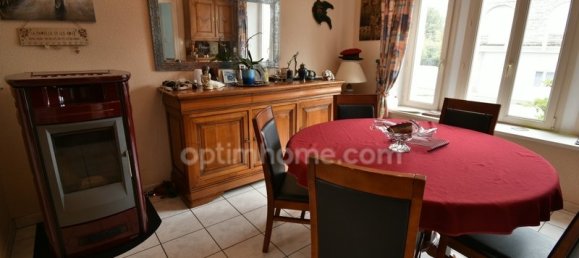 Edificio de 4 dormitorios en Rostrenen, France No. 190067 2