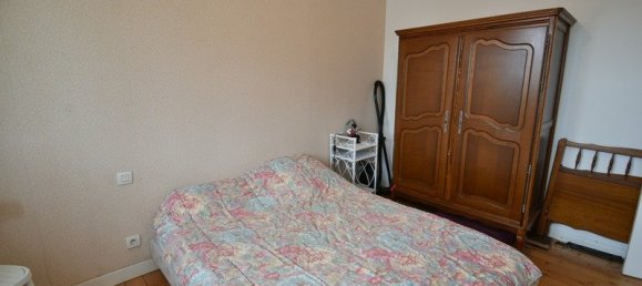 Edificio de 4 dormitorios en Rostrenen, France No. 190067 31