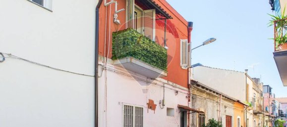 8-Zimmer Haus in Catania, Italy, Nr. 88936 5