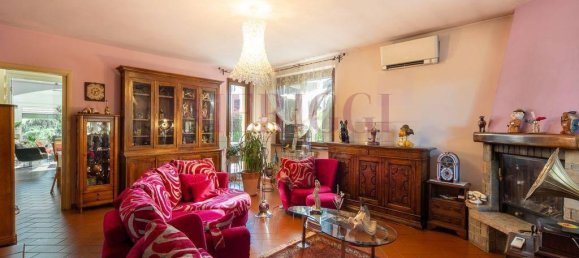 9 rooms Villa in Lomagna, Italy No. 87118 17