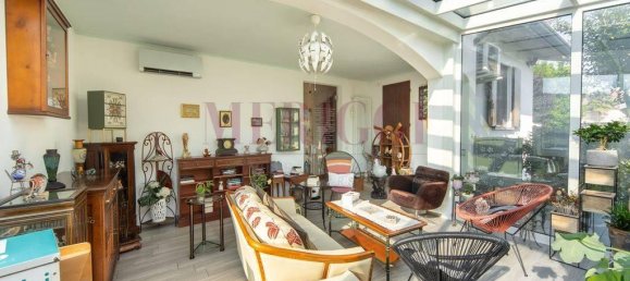 9 rooms Villa in Lomagna, Italy No. 87118 21