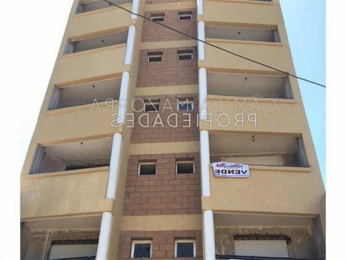 Estudio en Tres de Febrero, Argentina No. 2337