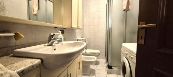 3 bedrooms Castles in Besnate, Italy No. 334630 16