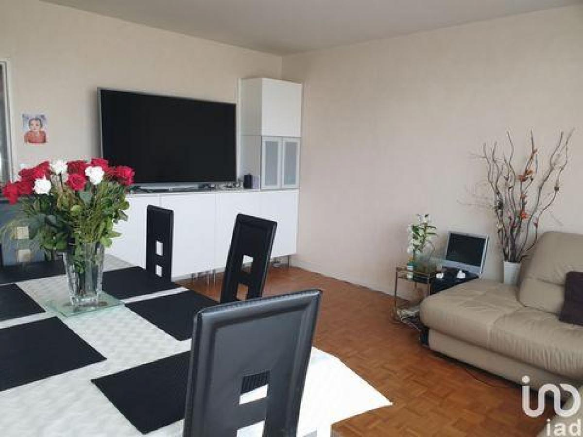 3 bedrooms Condo in Sens, France No. 14740