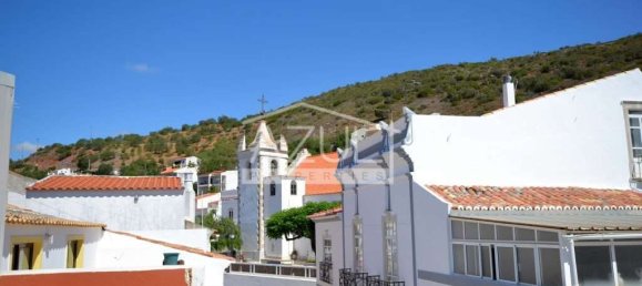 Imóvel comercial T3 em Alte, Portugal N.º 154030 2