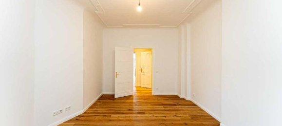 2 rooms Apartment in Prenzlauer Berg, Germany No. 105436 26