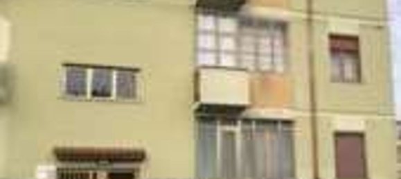 5 rooms Apartment in Vigevano, Italy No. 306701 4