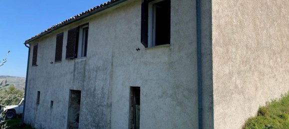 8-Zimmer Haus in Poggio San Vicino, Italy, Nr. 300800 6
