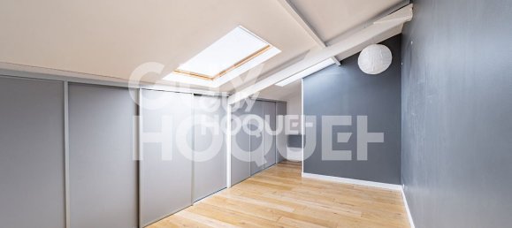 3 bedrooms House in Colombes, France No. 175247 10