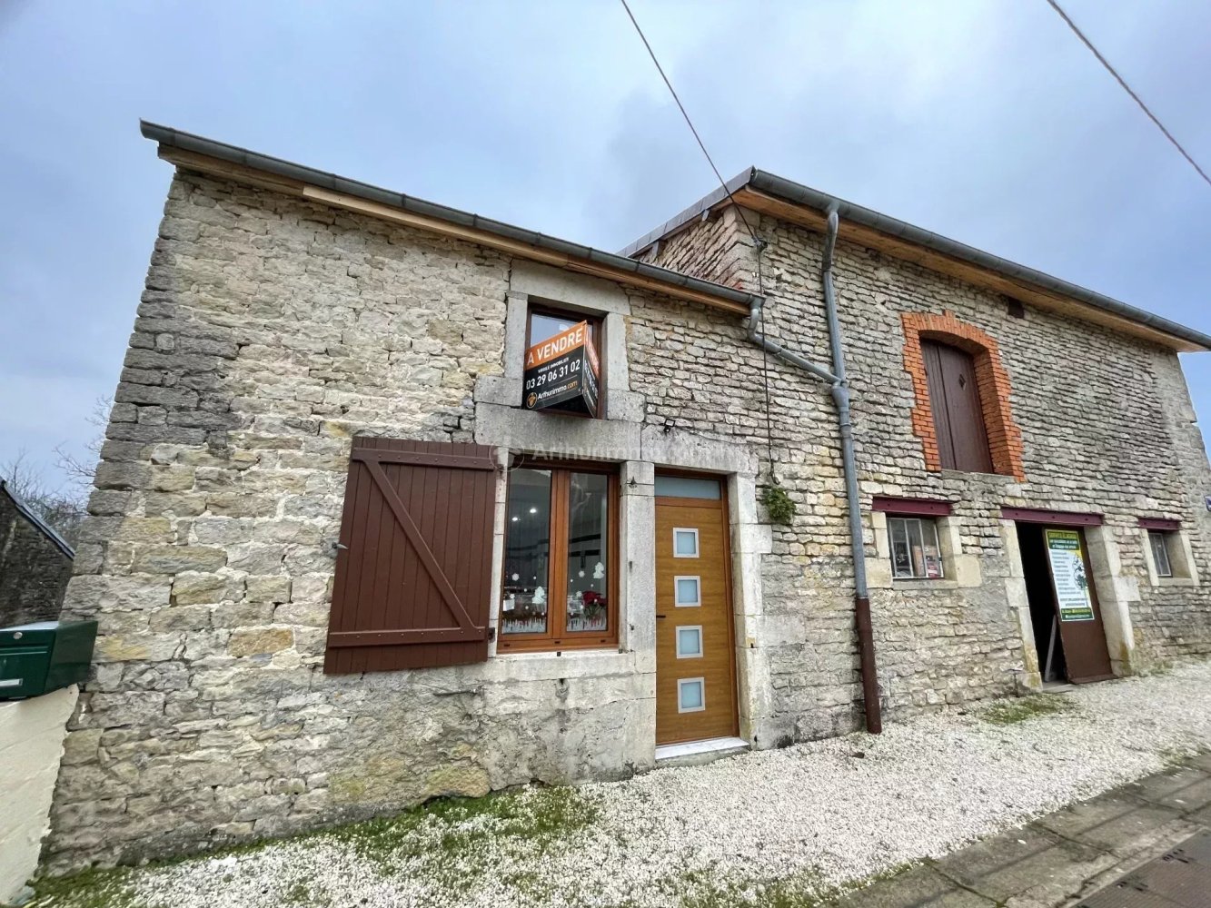 Studio à Grand, France No. 47728