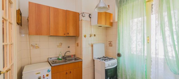 2 bedrooms Apartment in Rome, Italy No. 341770 8
