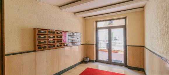 2 bedrooms Apartment in Rome, Italy No. 341770 3