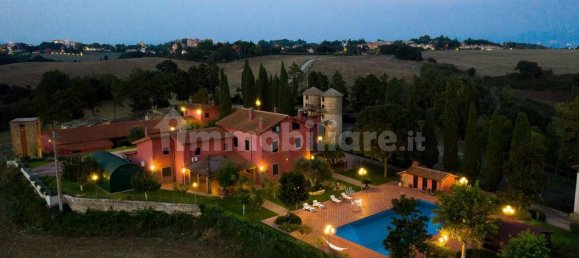 Edifício de 5 divisões em Rome, Italy N.º 71047 35