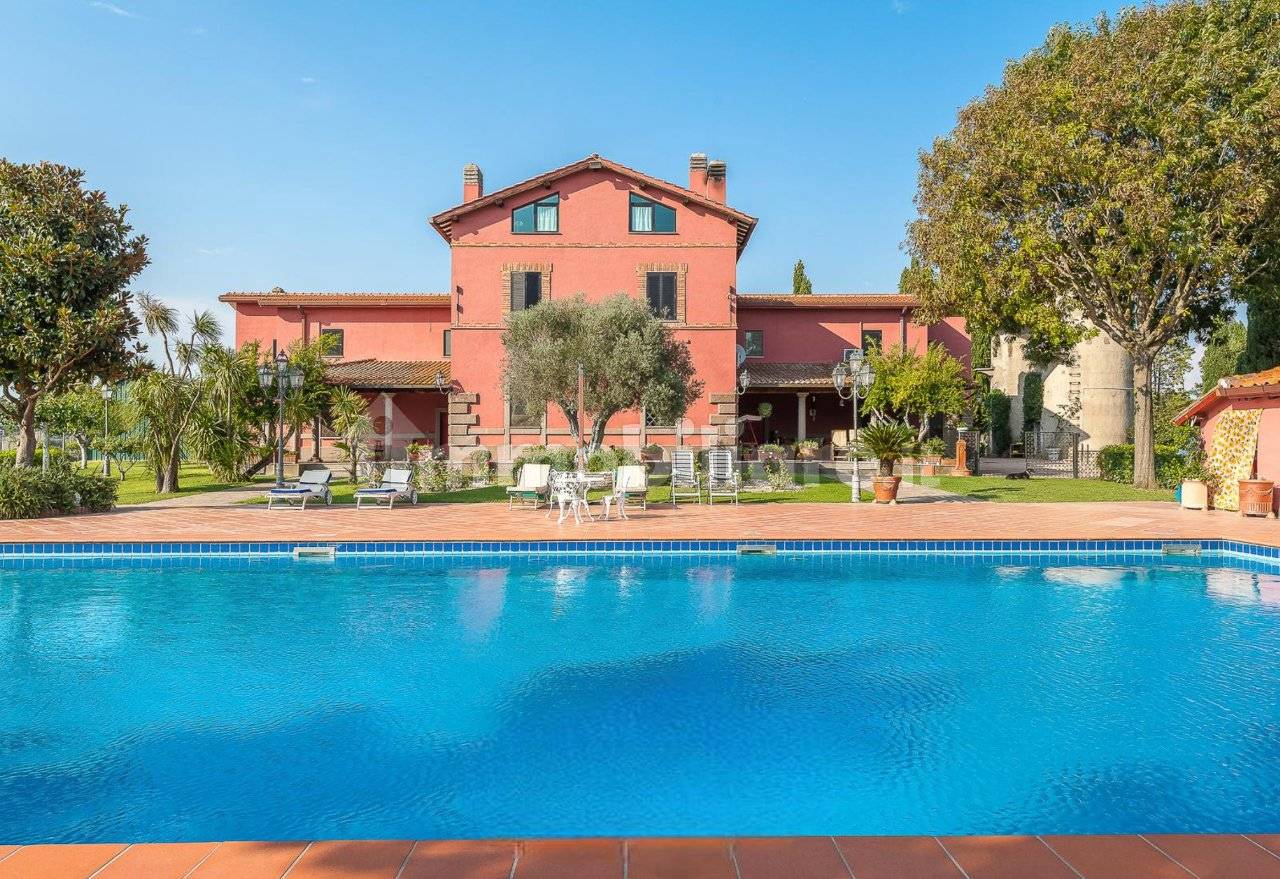 Edifício de 5 divisões em Rome, Italy N.º 71047