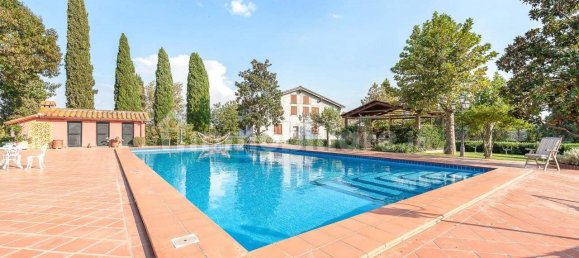 Edifício de 5 divisões em Rome, Italy N.º 71047 7