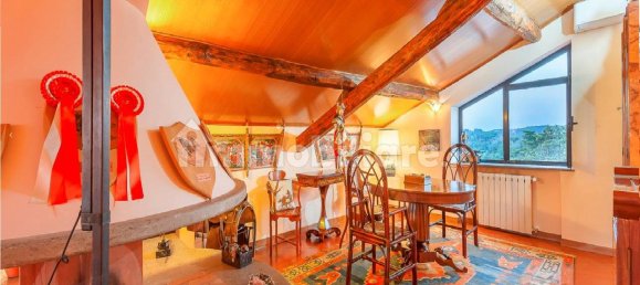 Edifício de 5 divisões em Rome, Italy N.º 71047 24