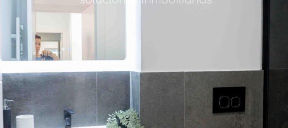 Ático de 3 dormitorios en Madrid, Spain No. 160500 26