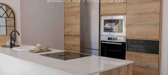 Ático de 3 dormitorios en Madrid, Spain No. 160500 42