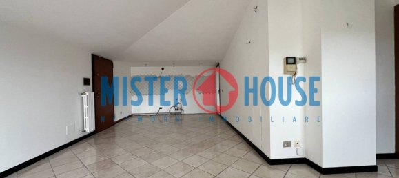 2 bedrooms Apartment in Cesano Maderno, Italy No. 304581 11