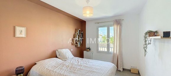 3 bedrooms Villa in Robion, France No. 348541 8