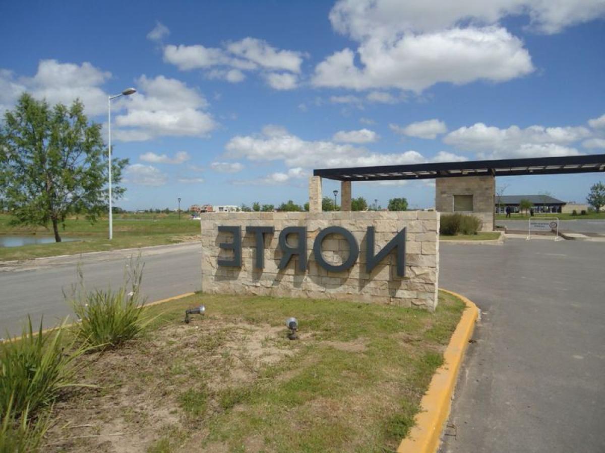  قطعة أرض في Escobar, Argentina رقم 119826