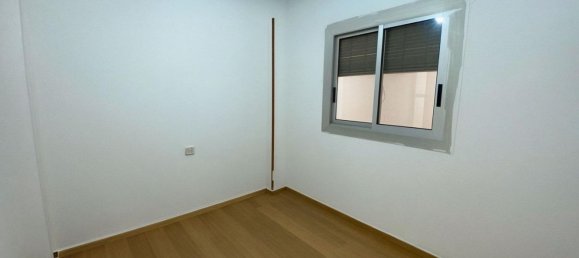 3 Schlafzimmer Wohnung in Alicante, Spain, Nr. 155420 6